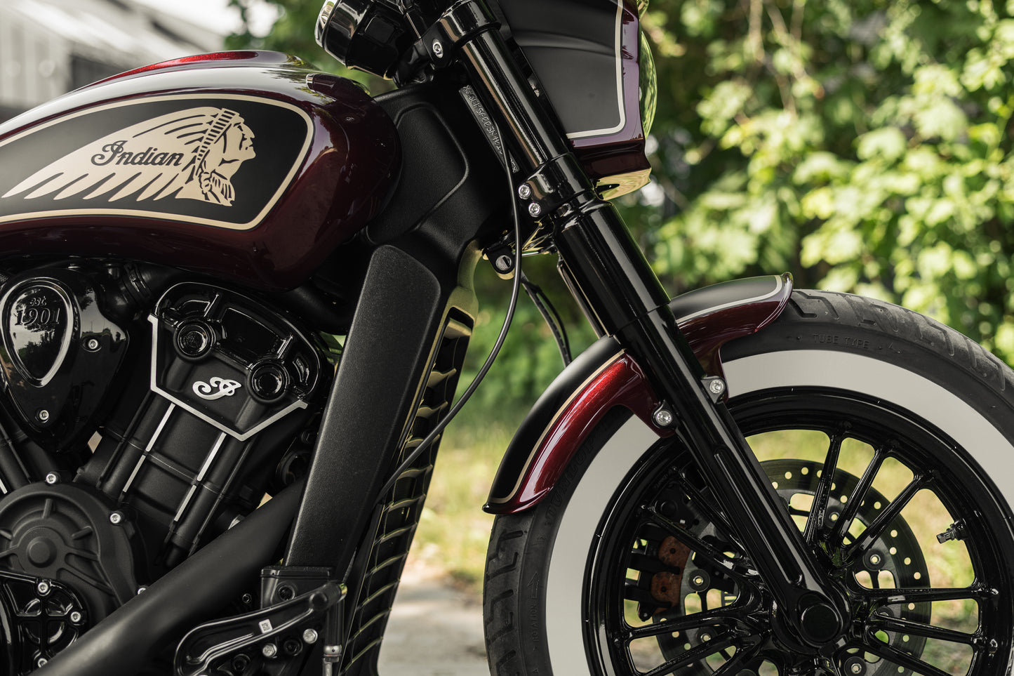 Indian Scout 2015-Later "Apache" Series Font Fender