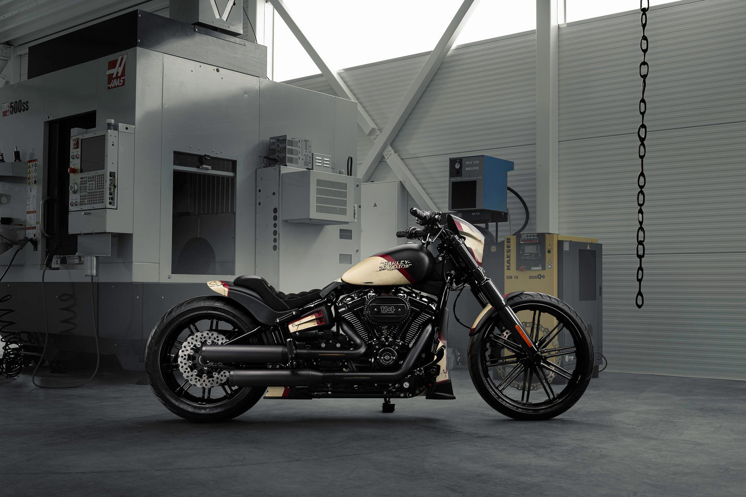 2022 BREAKOUT FXBRS 114 